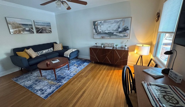 Cozy Cottage by the Beach - Waterview Minutes from Downtown Annapolis