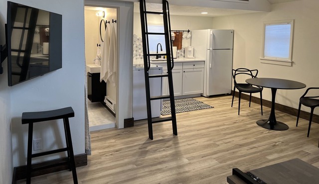 Cozy Midtown Tiny Home