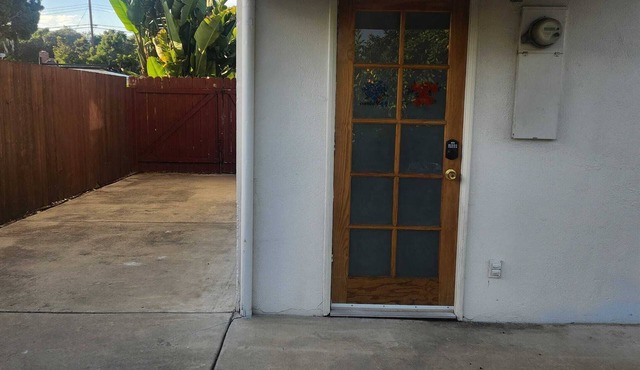 Cozy & Private Room in Goleta