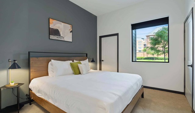 CozySuites Mass with lounge and roof deck #1