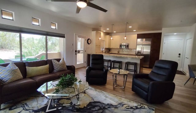 Desert Mirage - upscale condo in the heart of North Scottsdale