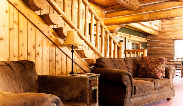 Dodge Peak Lodge
