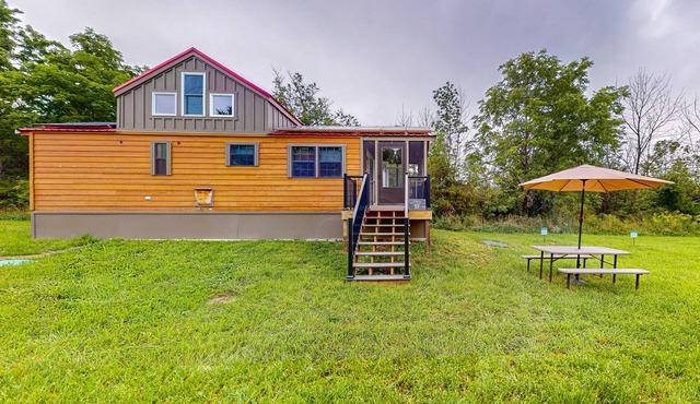 Dog-friendly house close to Seneca Lake with firepit, deck, loft, & washer/dryer