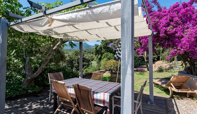 Domaine Punta della Guardia Maison A Figa mit Blick auf das Meer by Interhome