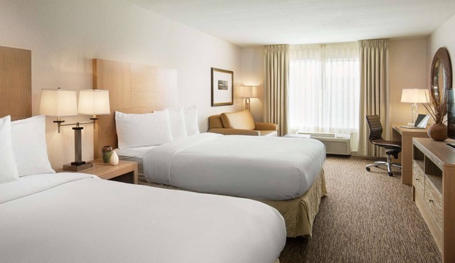DoubleTree by Hilton Hotel Vancouver