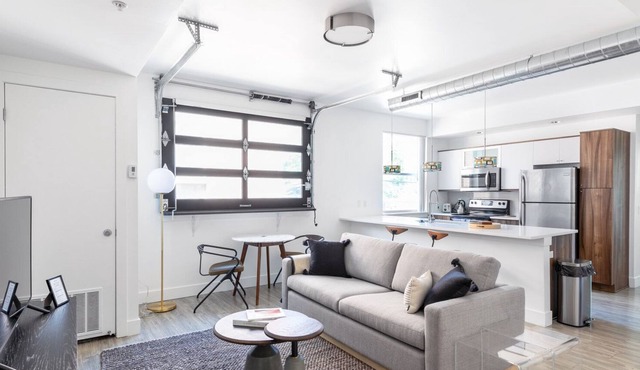 Dreamy University 2BR w/ W/D, near campus, dining, bars, by Blueground