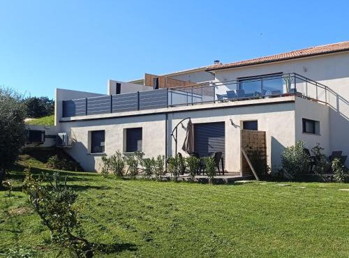 Dume et Coco F2 55 M2 Vue mer