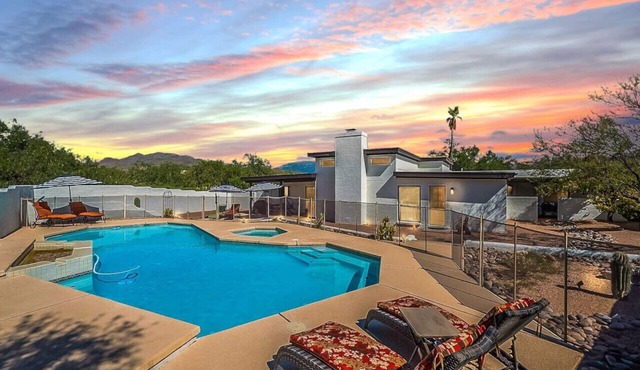 East Tucson/3BR & 2BA/Heated Pool & Hot Tub