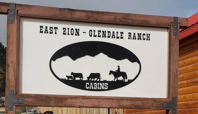East Zion-Glendale Ranch Cabin 2