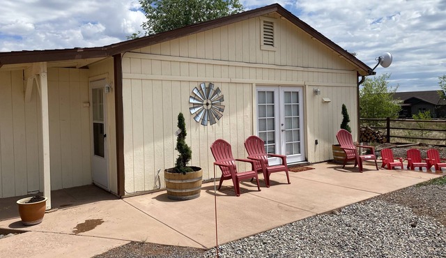 Elephant Rocks Golf Cottage