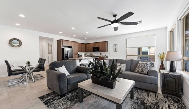 Encanterra’s Cobblestone 2 bed 2 bath w/office space