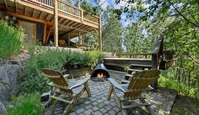 Enchanting 3-bedroom mountain chalet with WiFi in Wilson