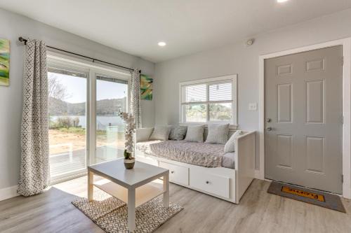 End Unit w/Clear Lake Access in NorCal!