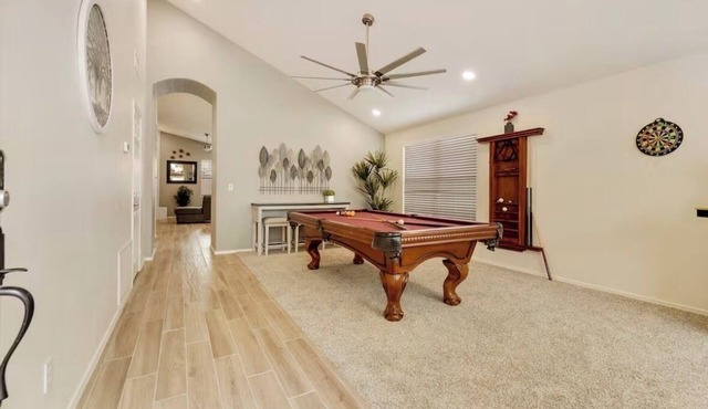 Enjoyable 3-bedroom house with AC in peaceful Chandler