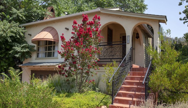 Enolas Cottage - Restored 1940's Quaint Cottage in the Heart of Sutter Creek