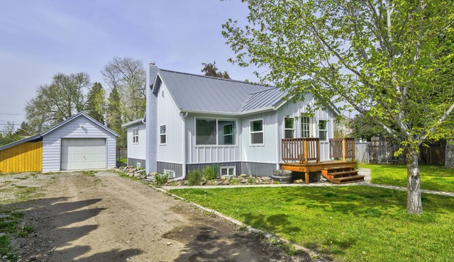 EnvironmentalChalet, Heart of Missoula;Chefs Kitchen! FencedYrdBrooklinenSheets!