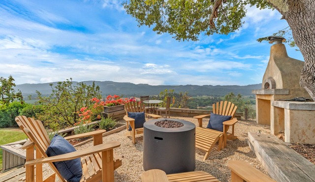 Escape to “Casa Paradiso” in the Napa Valley!