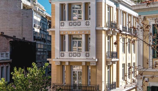 EV 11 Athens