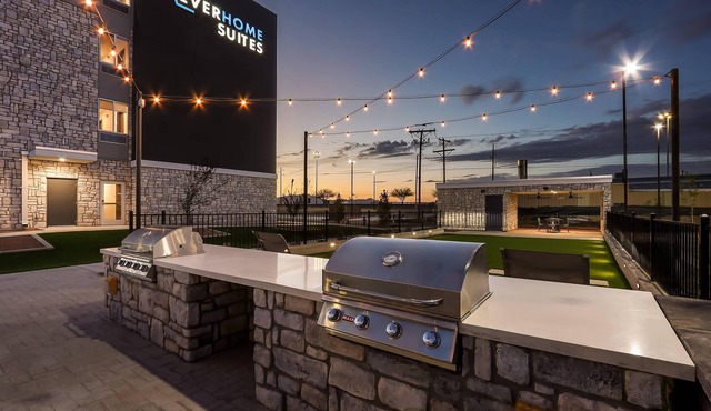 Everhome Suites El Paso Airport Near Fort Bliss by Choice Hotels
