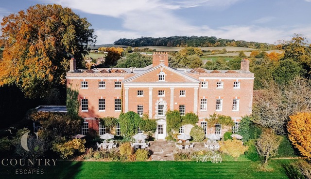 Exceptional 11 Bedroom Country House in Dorset