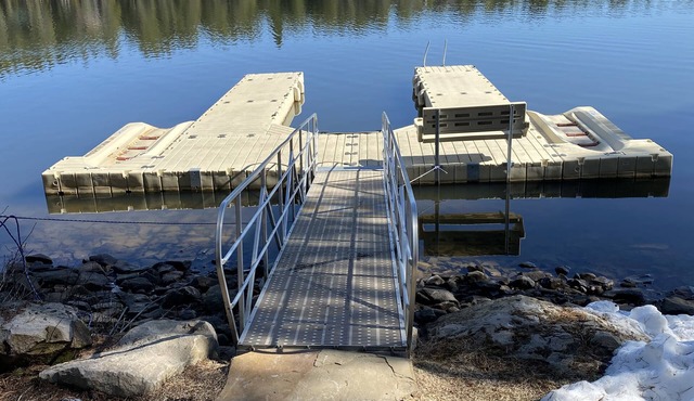 Exclusive Waterfront Cabin on Island Park reservoir with Private dock
