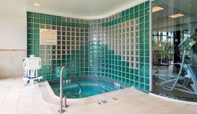 Explore Hartford: Cozy Stay with Free Parking & Easy Access to Attractions