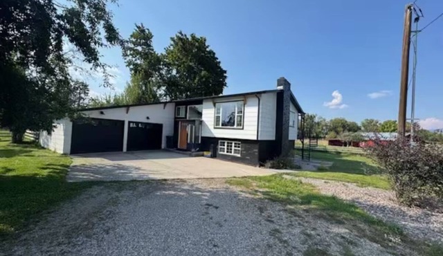 Fabulous 5-bedroom house with AC in charming Missoula