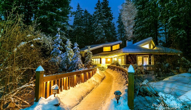 Fabulous Mountain Creek Retreat Near Flathead Lake, Montana