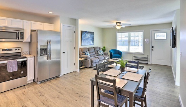 Family-Friendly Abode, 3 Mi to Lake Adrian!