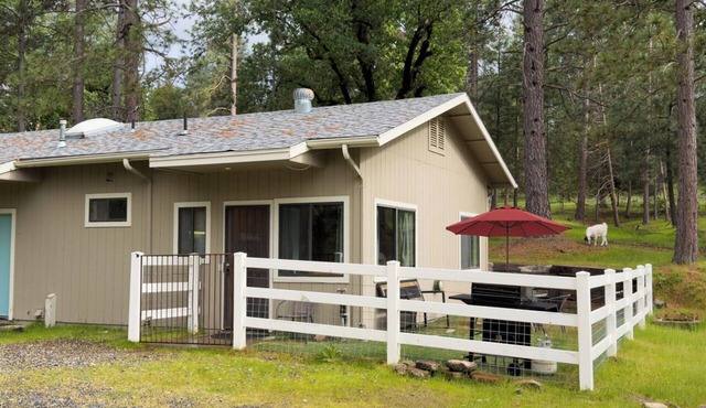 Family Friendly Farm Stay Near Yosemite