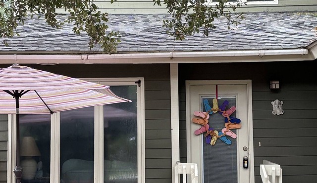 Family Friendly House with Master BR on Ground Floor