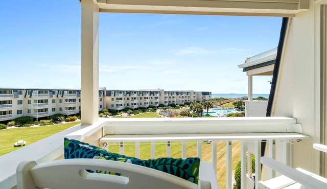 Family Paradise, Oceanfront Complex Amenities Galore