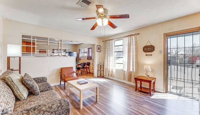 Fenced Yard & Mtn Views: Dog-Friendly Superior Gem