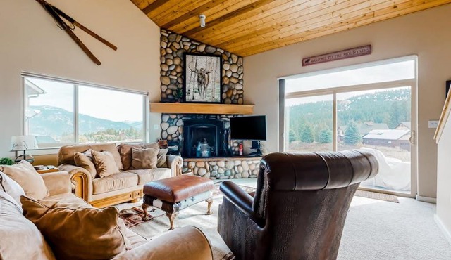 Firelight Chalet 94