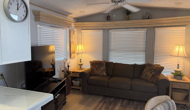 FIVE STAR RESORT HOME