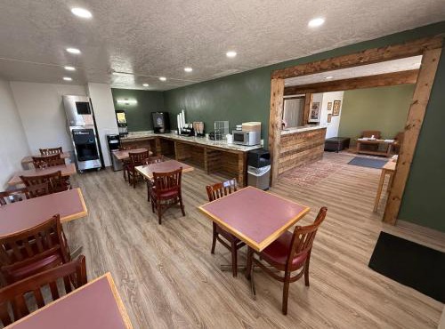 Four Corners Inn