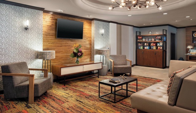 Four Points by Sheraton Hotel & Suites San Francisco Airport