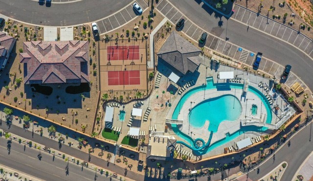 Game loft, Nerf Wars, Resort Pool, Lazy River & Waterslide Near Zion