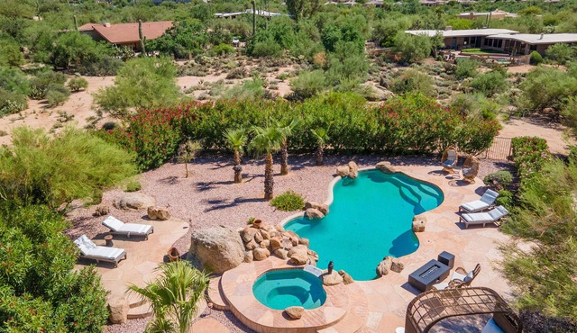 Golden Oasis by AvantStay | Sleeps 18, Luxe Desert Design