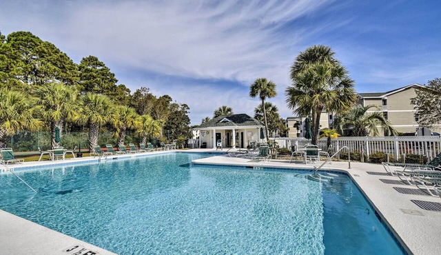 Golf, Swim & Explore: Sunset Beach Family Condo!