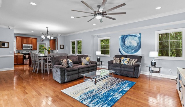 Gorgeous 4 bd home with elevator and EV charger- NO cleaning fee!