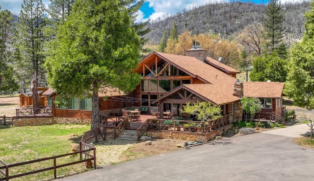Gorgeous North Fork Cabin Near Bass Lake!