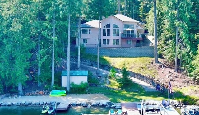 Gorgeous Waterfront Pend Oreille River -near Priest River Sagle Sandpoint