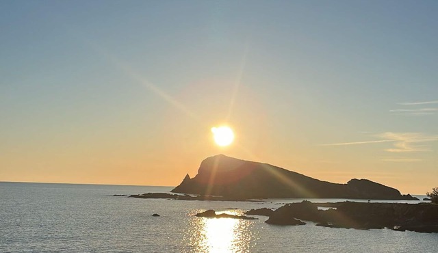 Grande Chambre Située au Centre D'un Pittoresque Port de Pêche ;
