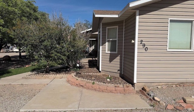 Granny's Nook, Cozy 3-Bedroom Home In Hanksville