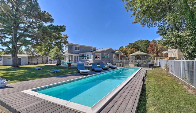 Grasonville Home w/Private Pool on the Water