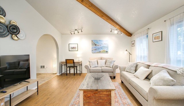 #HabitueHomes - Bown Crossing Bungalow