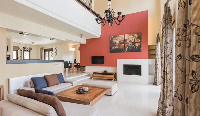 Halide Luxury Villa