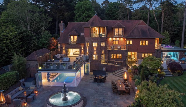 HAMBLE HOUSE, family friendly, luxury holiday cottage in Warsash