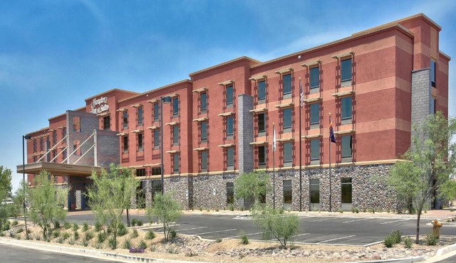 Hampton Inn & Suites Scottsdale at Talking Stick